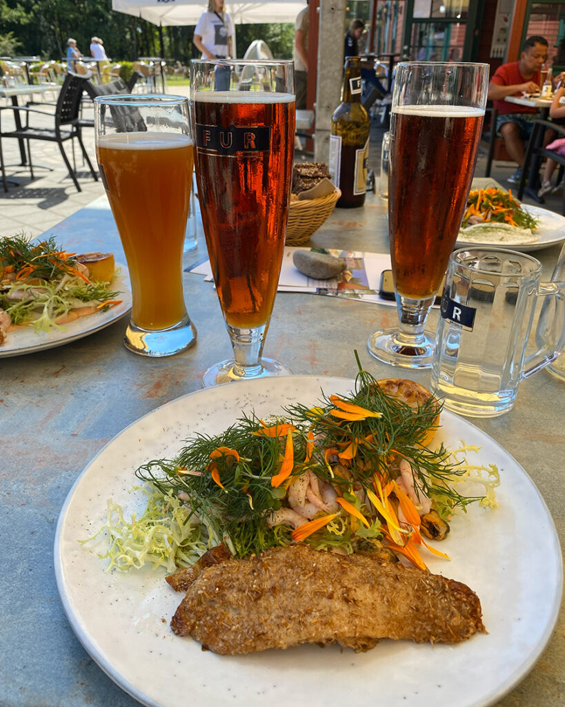 Fur - Limfjordens skønneste ø - dejlig servering på Furs Bryghus